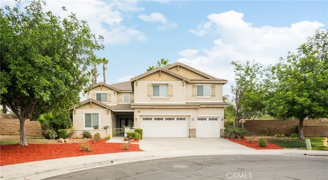 $1,180,000 | 6800 Knightsbridge Court, Eastvale, CA 92880