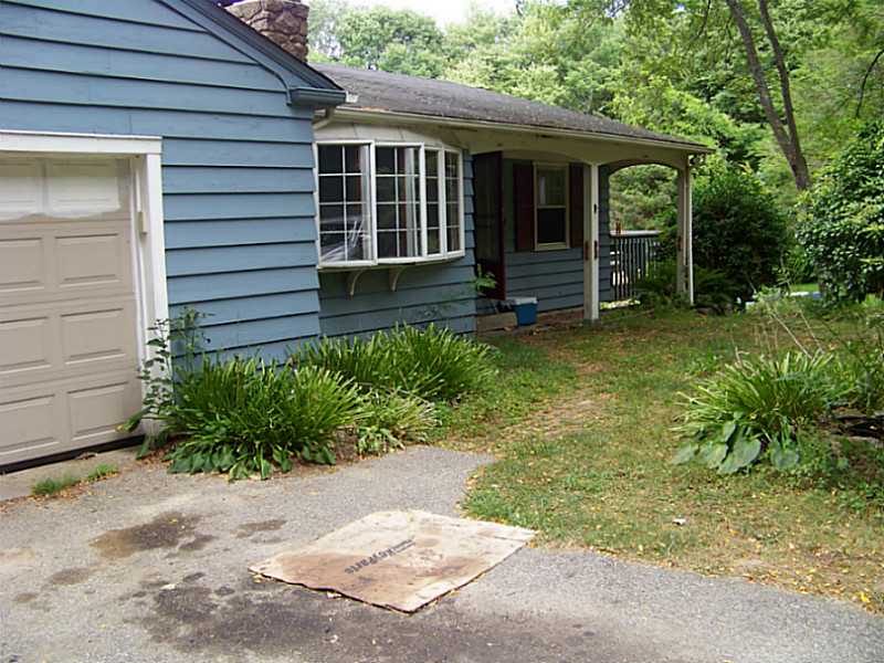 40 South Killingly Road Foster, RI 02825 - Photo 2 of 25 Exterior Front.