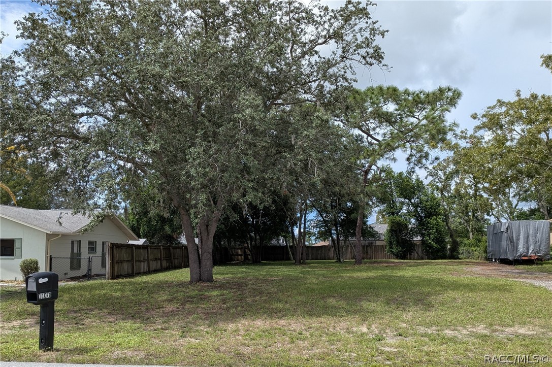 11077 Upton Street Spring Hill, FL 34608 - Photo 5 of 5 Front View of Property #2