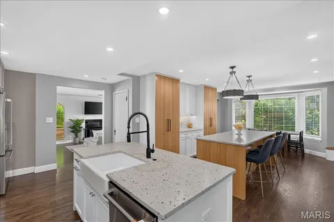 $875,000 | 9324 Sonora Avenue, St. Louis, MO 63144