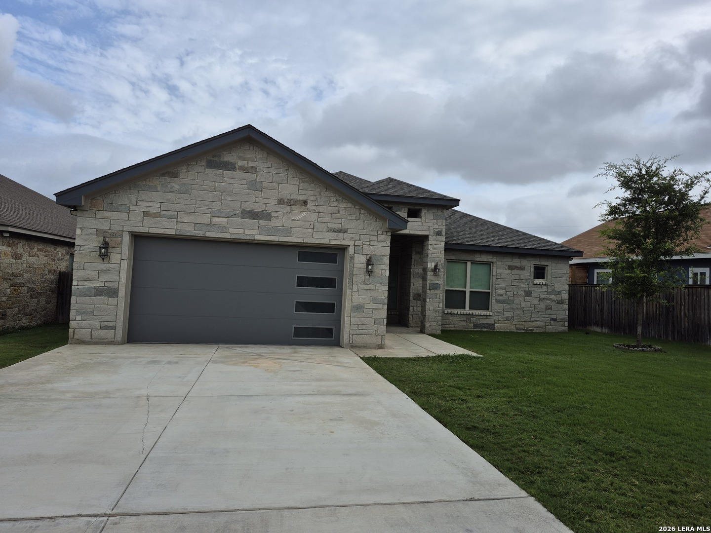 4815 Viewcrest Road San Antonio, TX 78217 - Photo 1 of 28