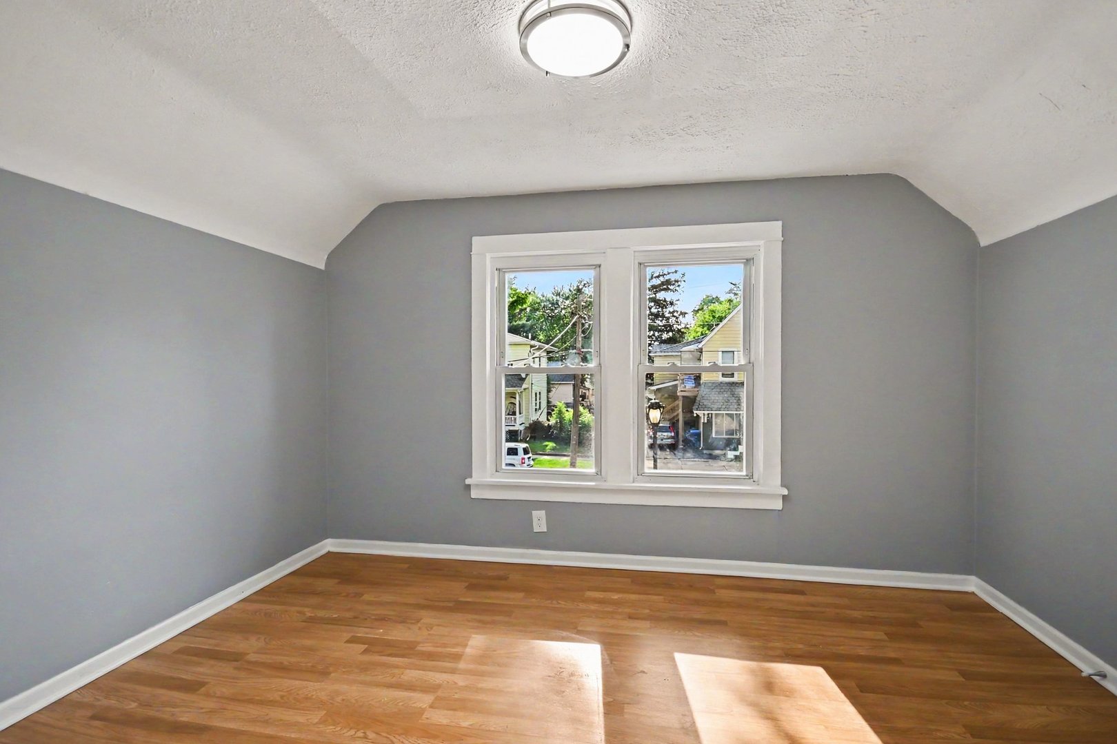 312 North Locust Street Aurora, IL 60506 - Photo 15 of 25