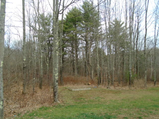 19 Gardiner Road Dresden, ME 04342 - Photo 3 of 32 yard