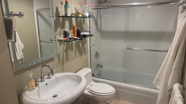 $2,800 | 175 East Delaware Place, Unit 4522, Chicago, IL 60611