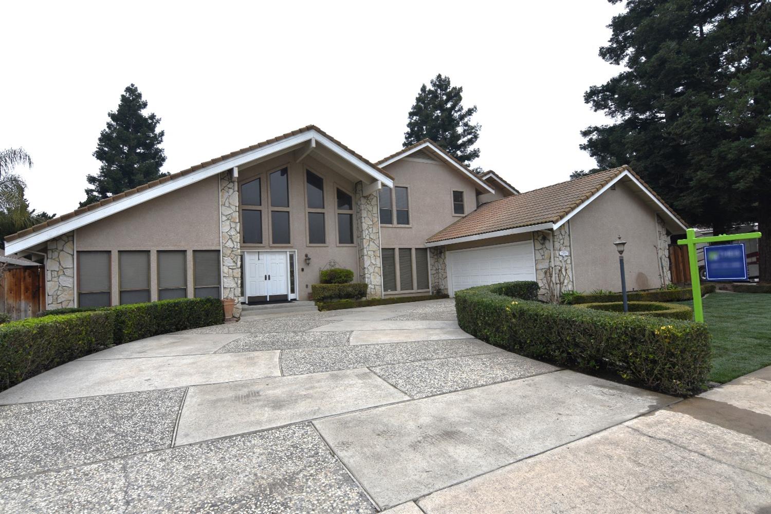 2585 Raleigh Court Turlock, CA 95382 - Photo 1 of 1 Gallery Image 1