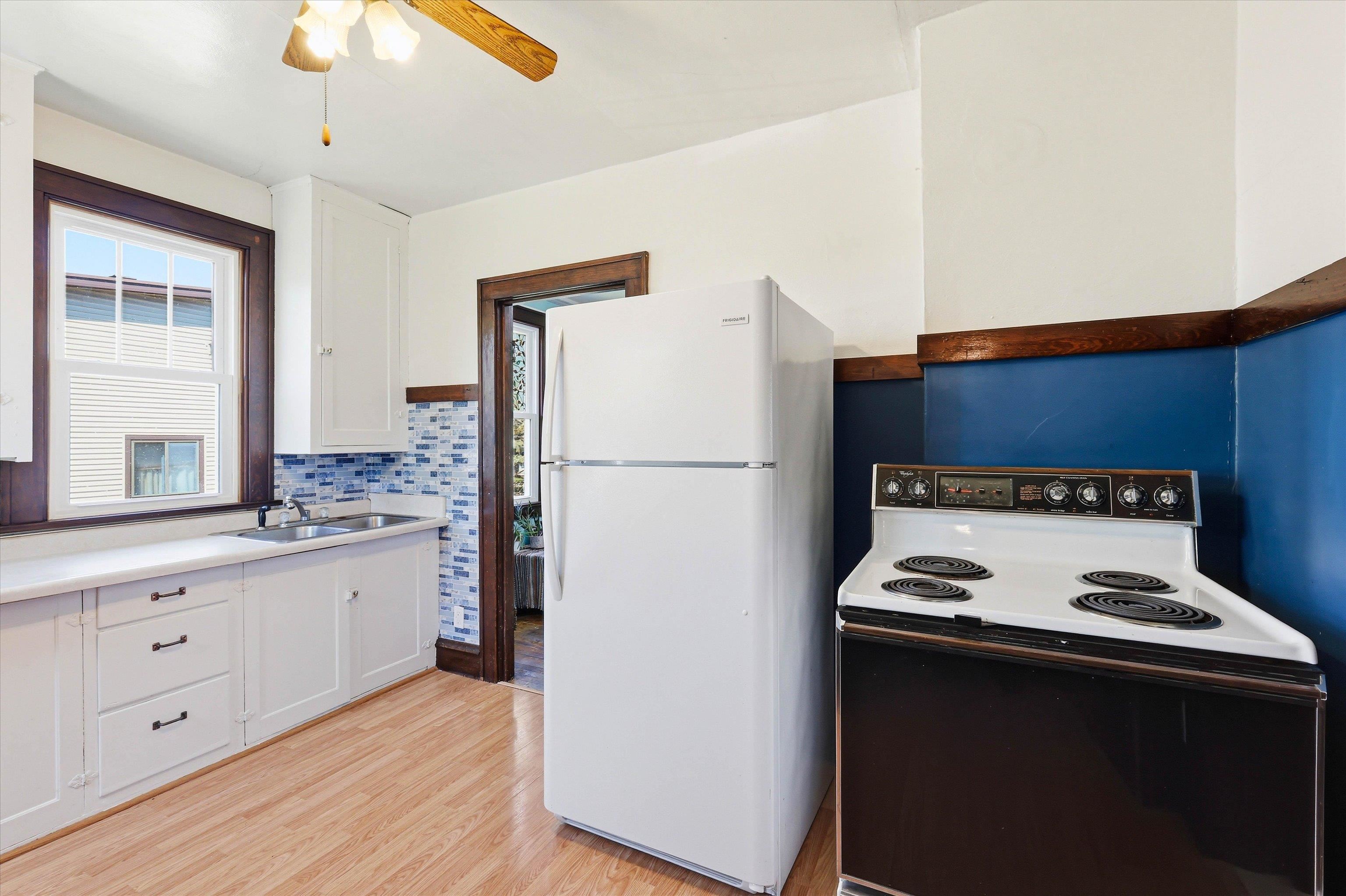 125 East Coolidge Avenue Appleton, WI 54915 - Photo 11 of 20