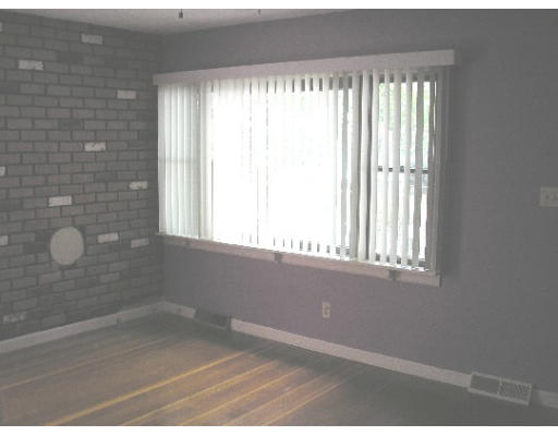 233 Arthur Street Springfield, MA 01104 - Photo 4 of 5