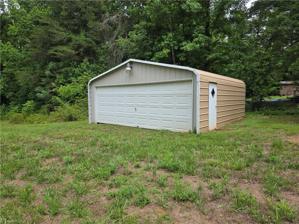 1991 Hedrick Mill Road Lexington, NC 27292 - Photo 5 of 17