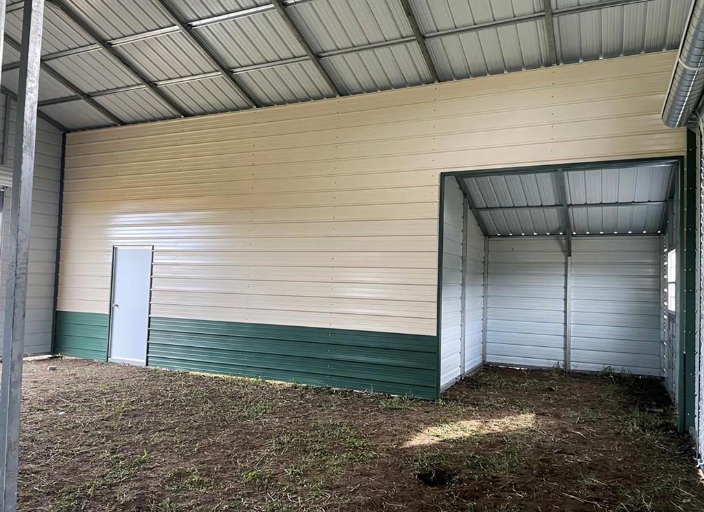 586 Pleasant Home Road Sherman, TX 75092 - Photo 9 of 25 a view of a backyard