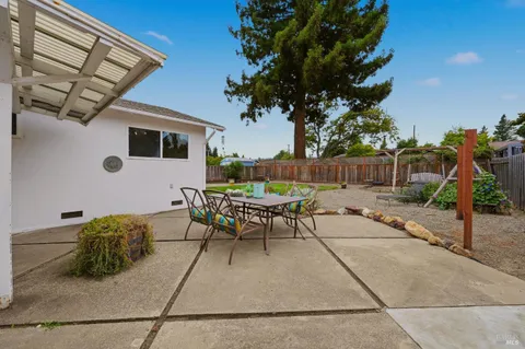 $649,000 | 2529 Merced Street, Napa, CA 94558