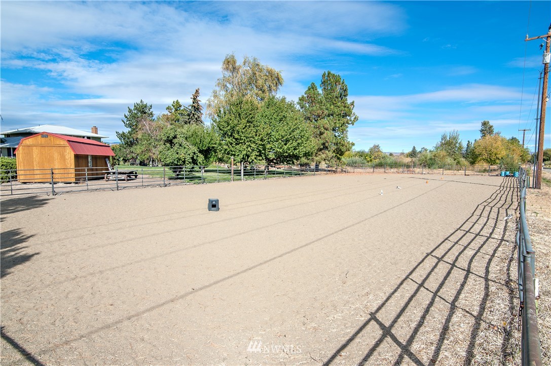 1061 Lyons Road Ellensburg, WA 98926 - Photo 21 of 25