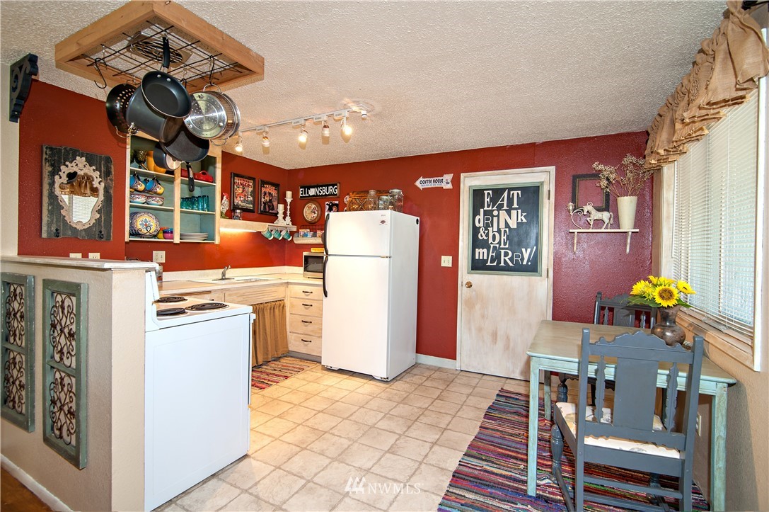 1061 Lyons Road Ellensburg, WA 98926 - Photo 10 of 25