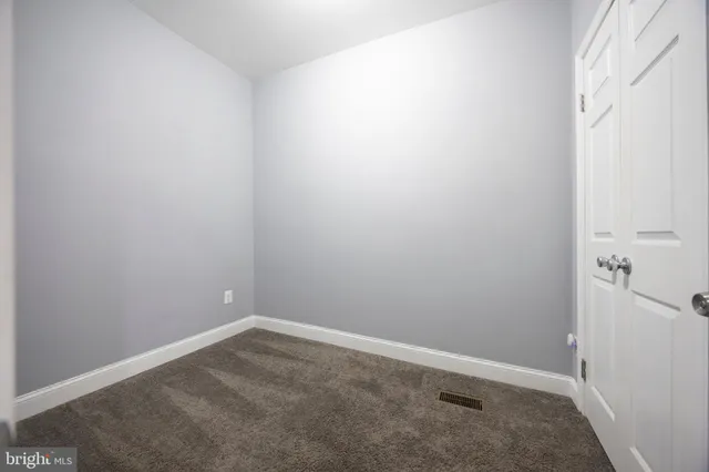 $2,800 | 10 North Ellwood Avenue, Baltimore, MD 21224