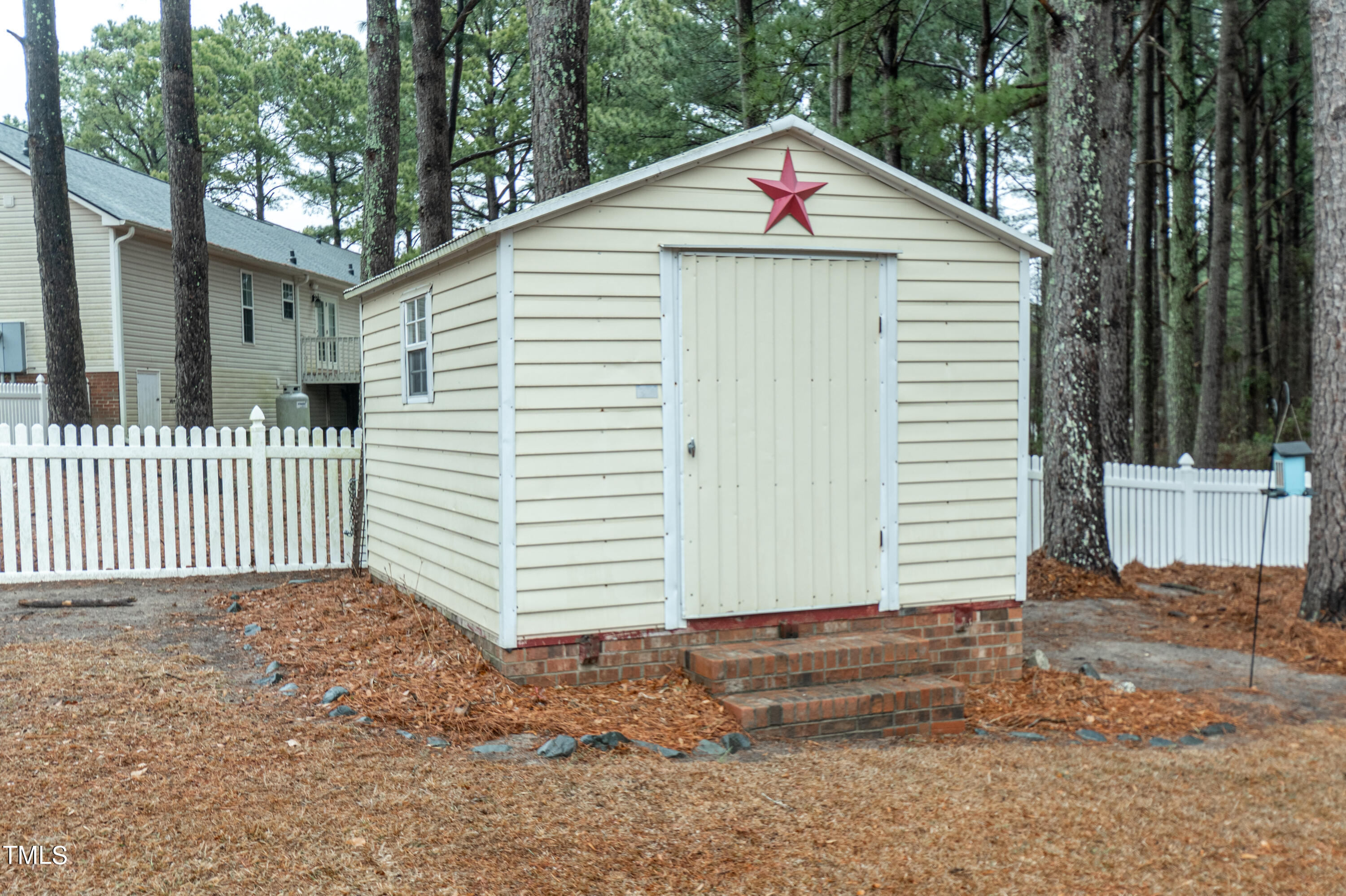 101 Rhea Court Benson, NC 27504 - Photo 29 of 33 brandiebairdphoto--8 (4)