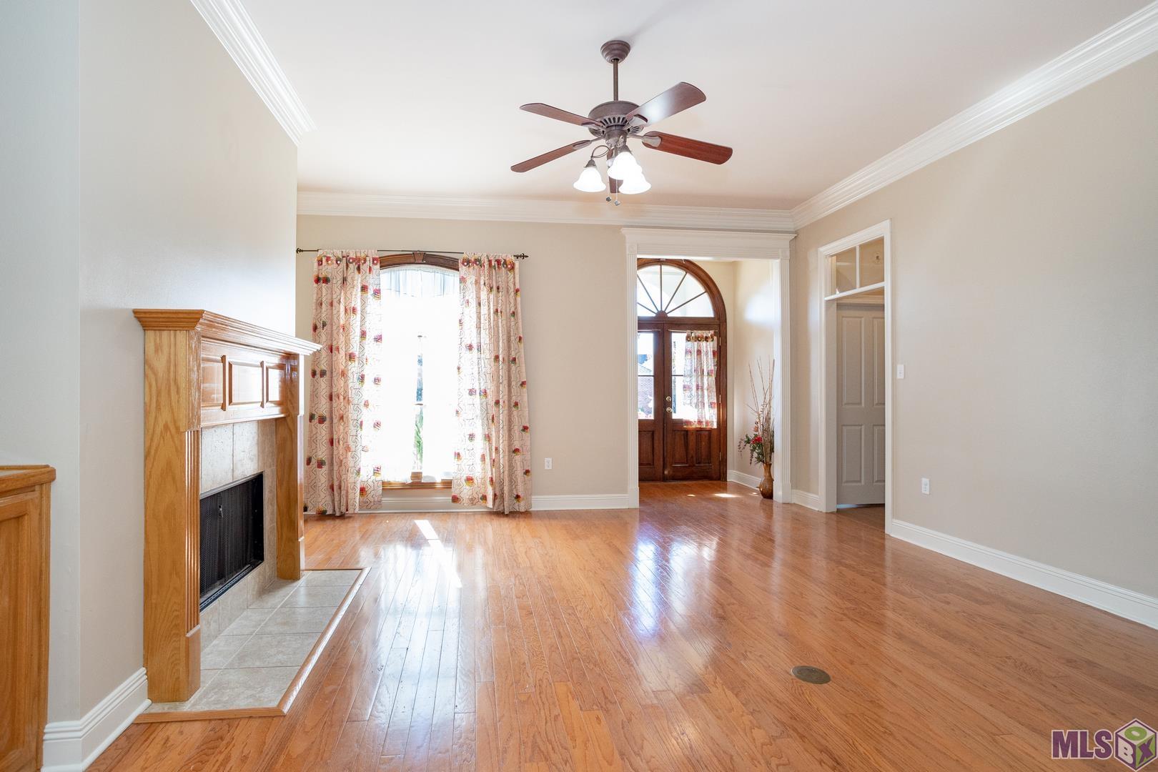 10213 Springrose Avenue Baton Rouge, LA 70810 - Photo 4 of 23