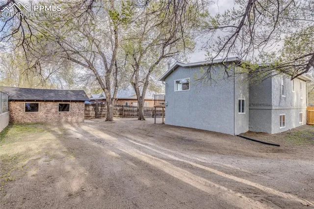 $467,500 | 1924 Armstrong Avenue, Colorado Springs, CO 80904