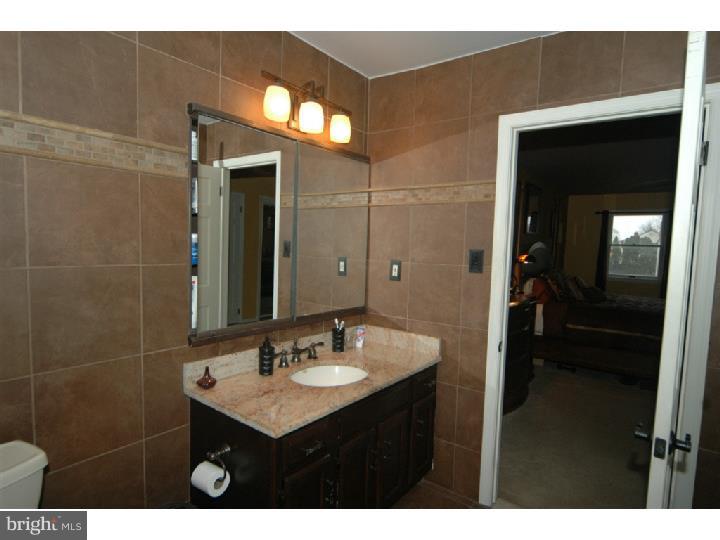 1139 Charter Road Warminster, PA 18974 - Photo 14 of 24 Bathroom