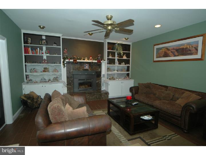 1139 Charter Road Warminster, PA 18974 - Photo 19 of 24 Gallery Image 19
