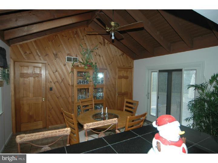 1139 Charter Road Warminster, PA 18974 - Photo 9 of 24 Breakfast Room