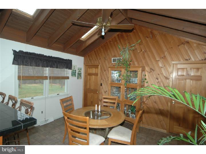 1139 Charter Road Warminster, PA 18974 - Photo 10 of 24 Breakfast Room