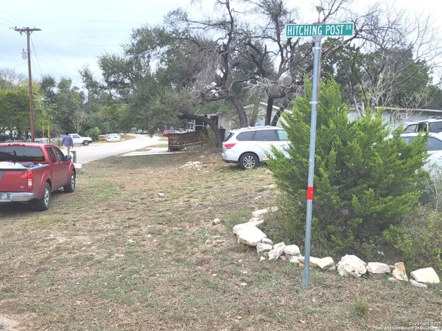 $70,000 | 712 La Cresta Drive, Canyon Lake, TX 78133