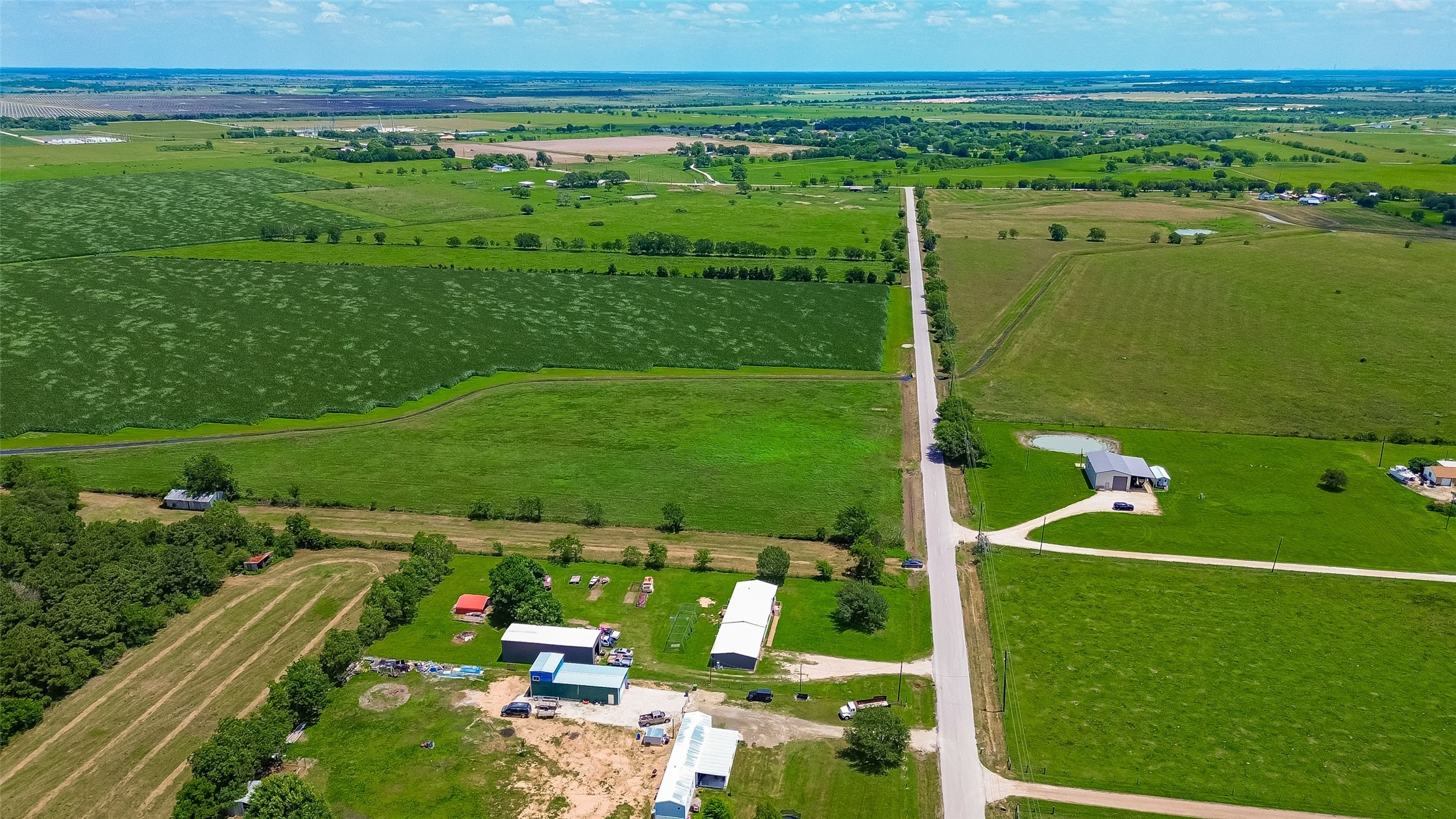 9062 Drachenberg Road Beasley, TX 77417 - Photo 5 of 7 a view of a city
