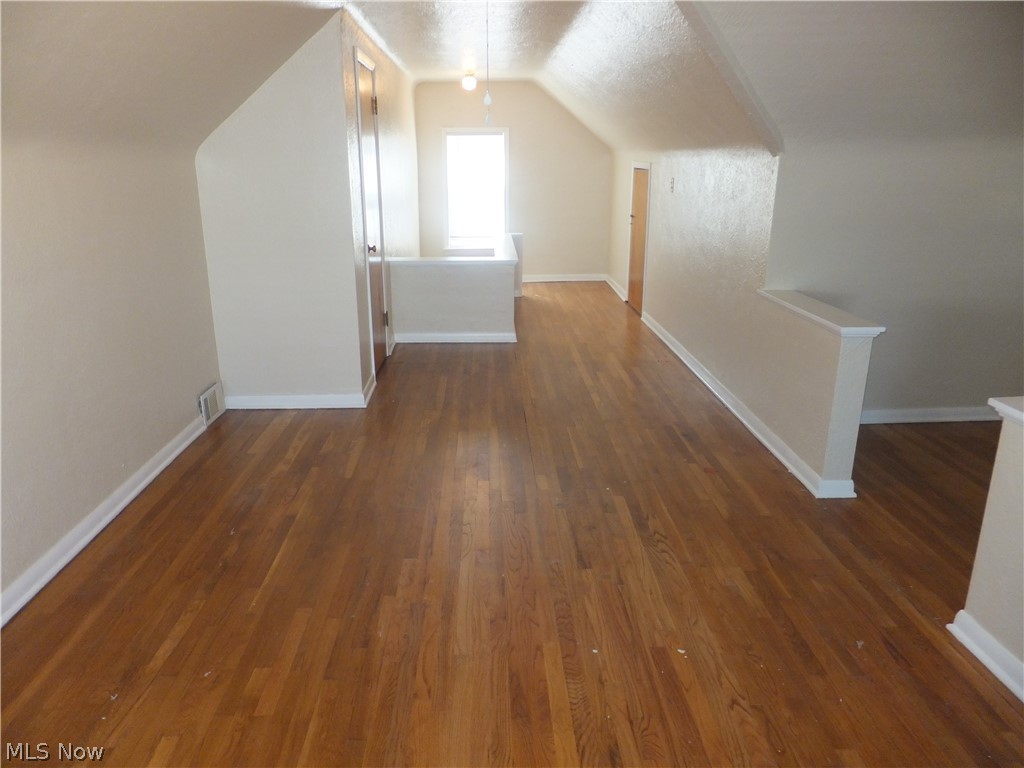 8325 Snow Road Parma, OH 44129 - Photo 12 of 22