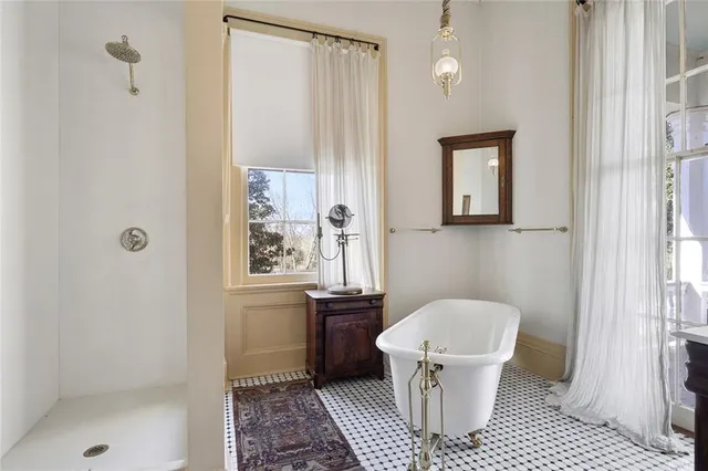 $2,100,000 | 17523 Highway 418, Lettsworth, LA 70753