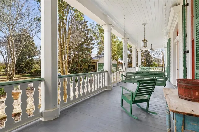 $2,100,000 | 17523 Highway 418, Lettsworth, LA 70753