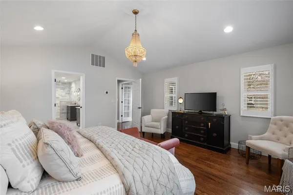 $679,000 | 12467 Ballas Meadows Drive, Des Peres, MO 63131