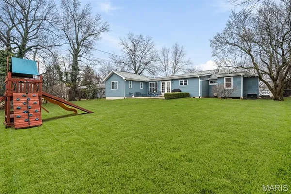 $679,000 | 12467 Ballas Meadows Drive, Des Peres, MO 63131