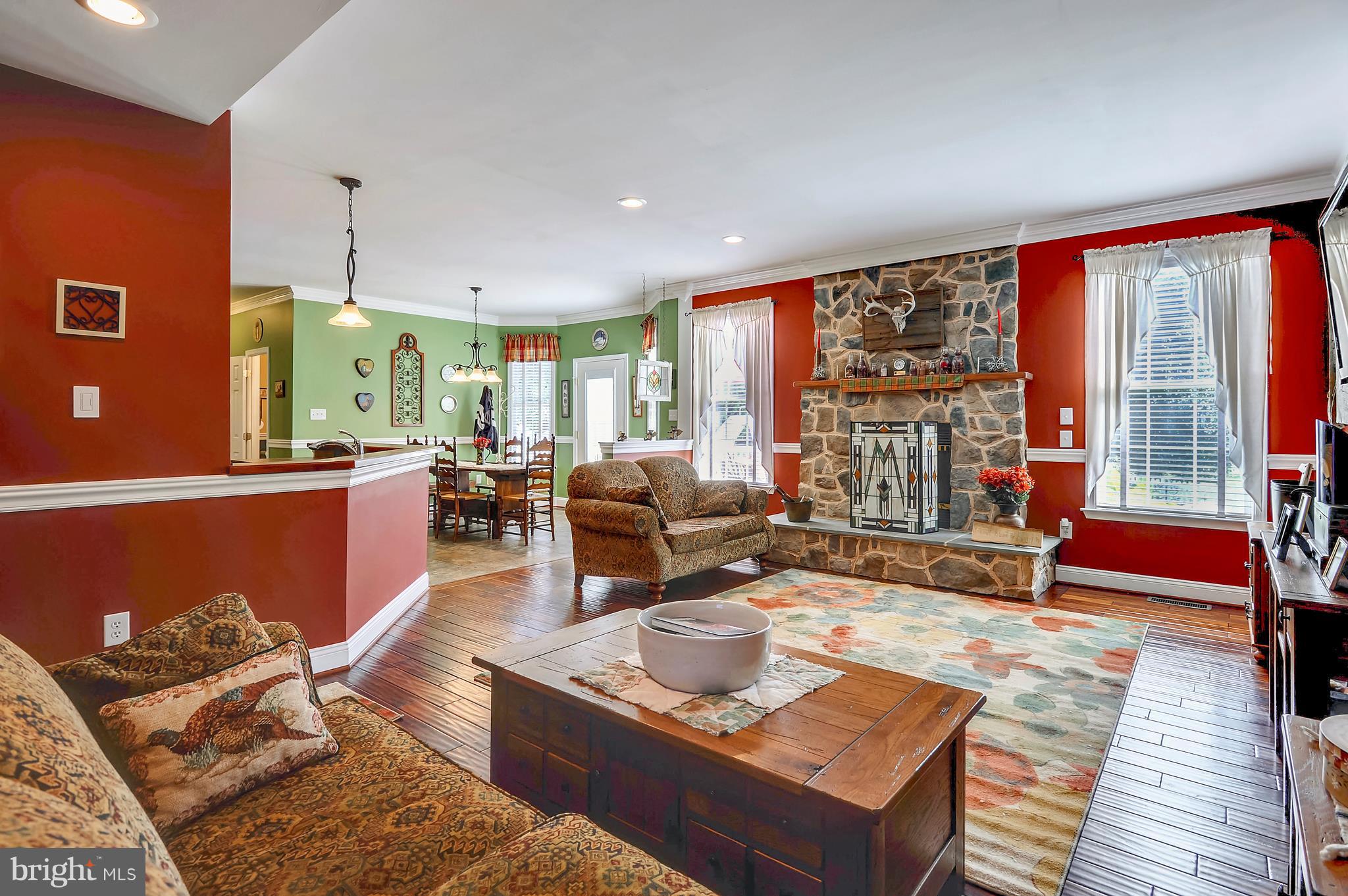 9250 Gunston Road Welcome, MD 20693 - Photo 4 of 30 Family Room