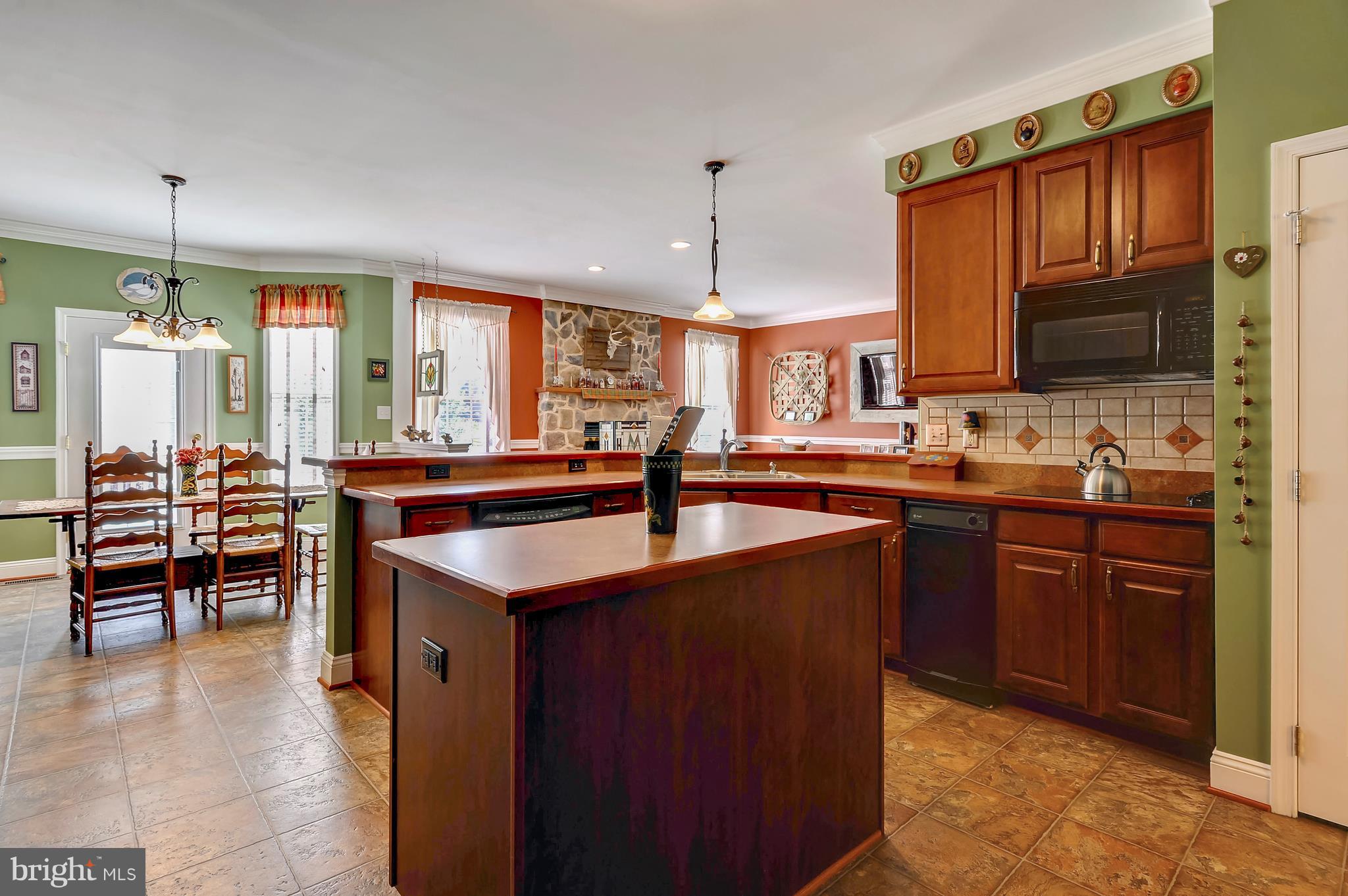 9250 Gunston Road Welcome, MD 20693 - Photo 10 of 30 Kitchen