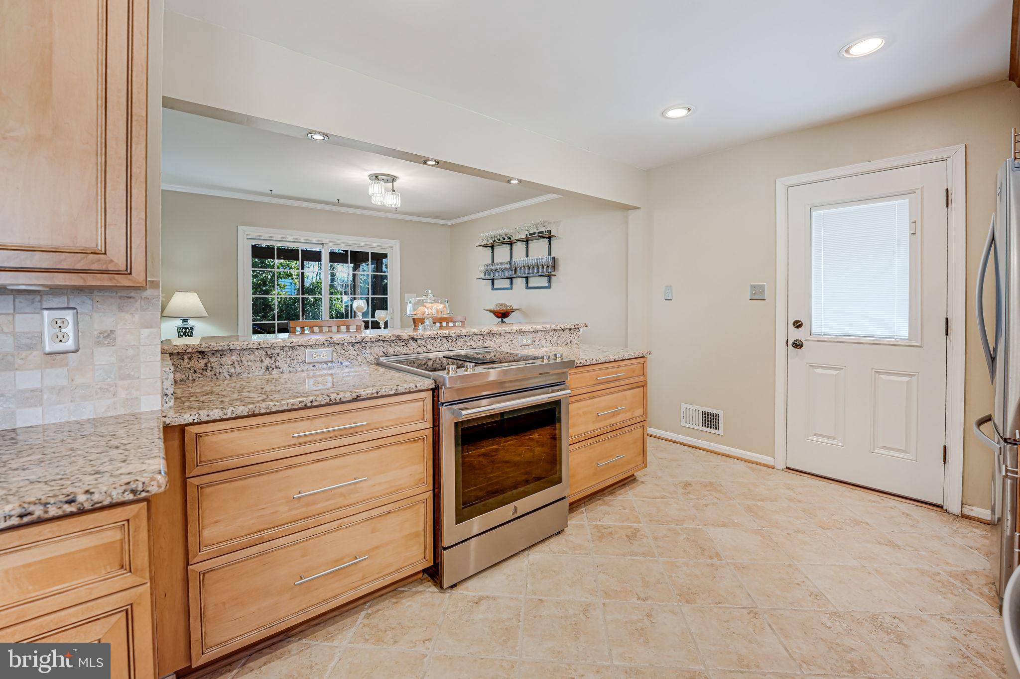 8812 Side Saddle Road Springfield, VA 22152 - Photo 18 of 50