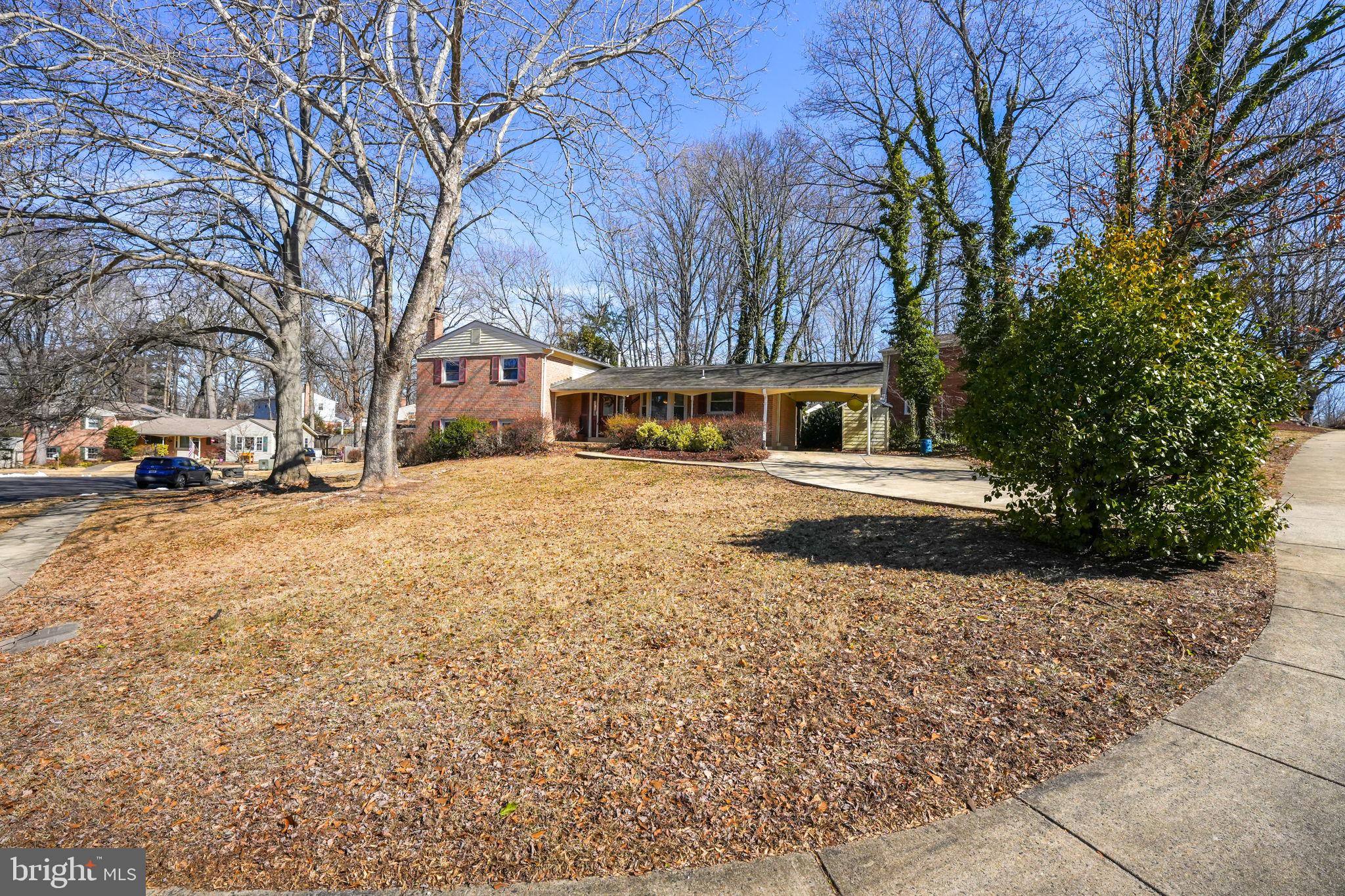 8812 Side Saddle Road Springfield, VA 22152 - Photo 2 of 50