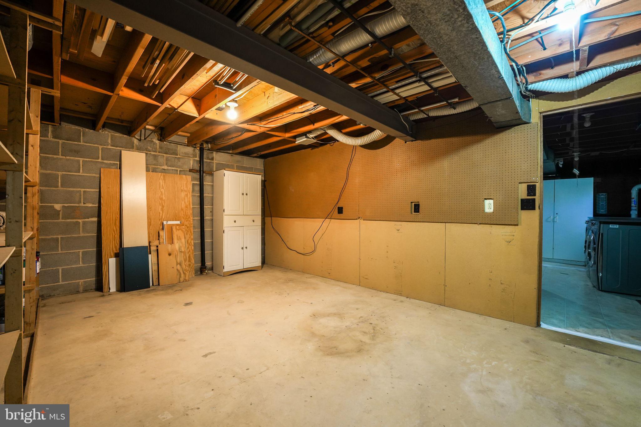 8812 Side Saddle Road Springfield, VA 22152 - Photo 41 of 50