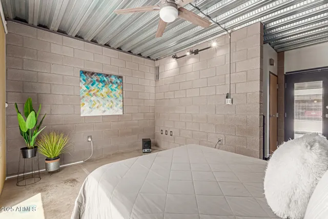 $2,550 | 727 East Portland Street, Unit 3, Phoenix, AZ 85006