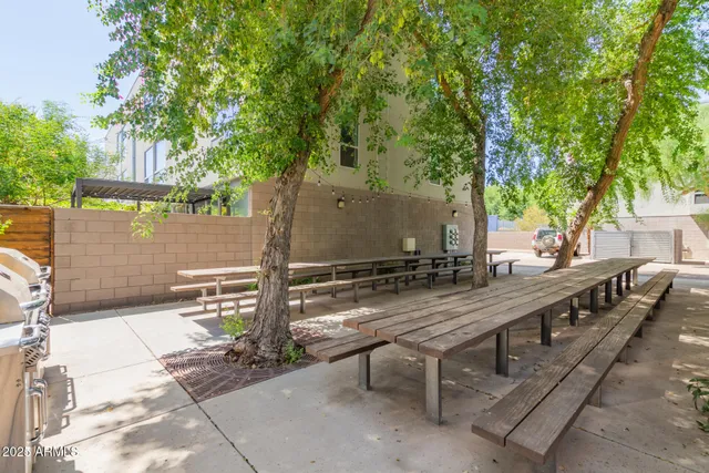 $2,550 | 727 East Portland Street, Unit 3, Phoenix, AZ 85006