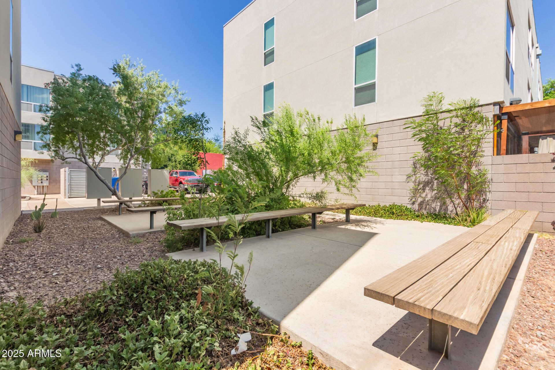 727 East Portland Street, Unit 3 Phoenix, AZ 85006 - Photo 29 of 41 39 - Portland