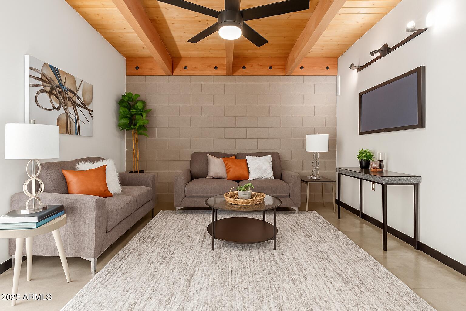 727 East Portland Street, Unit 3 Phoenix, AZ 85006 - Photo 4 of 41 living room3