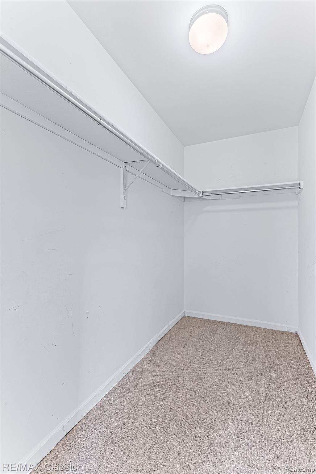 11748 Farmington Road Livonia, MI 48150 - Photo 20 of 24 Gallery Image 20
