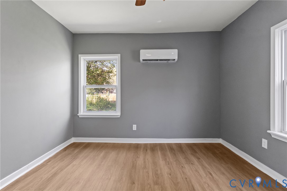 8464 Shady Grove Road Mechanicsville, VA 23116 - Photo 14 of 19