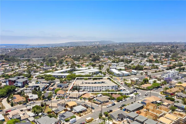 $1,925 | 6679 Linda Vista Road, Unit 44, Linda Vista, CA 92111