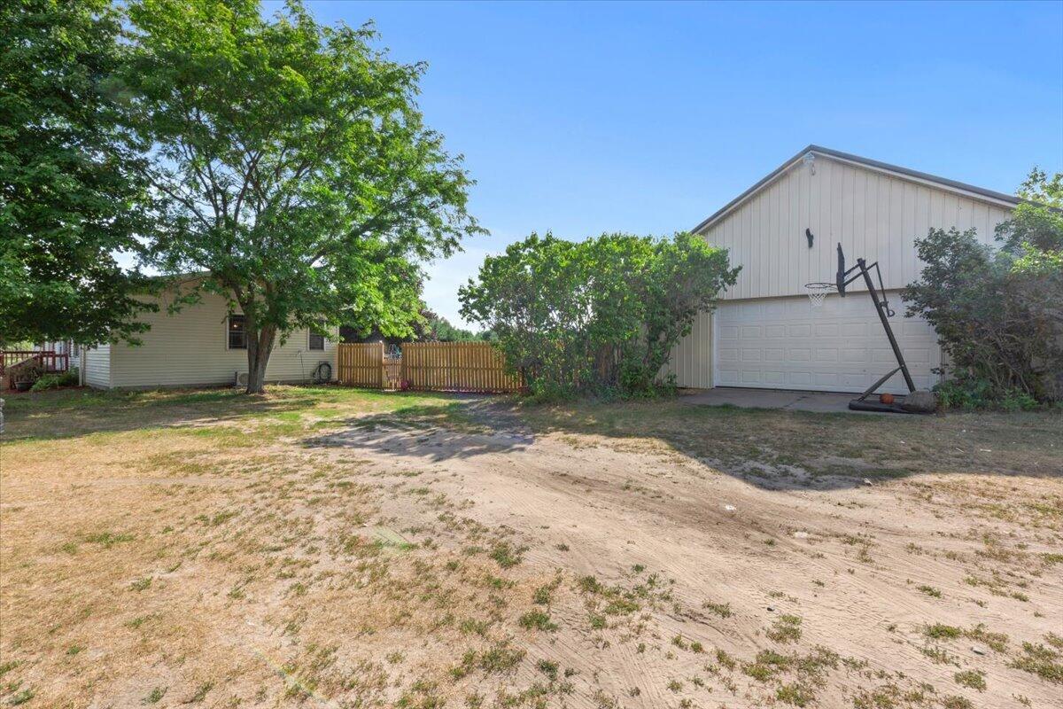 11383 Bale Road Lakeview, MI 48850 - Photo 6 of 33 Gallery Image 6