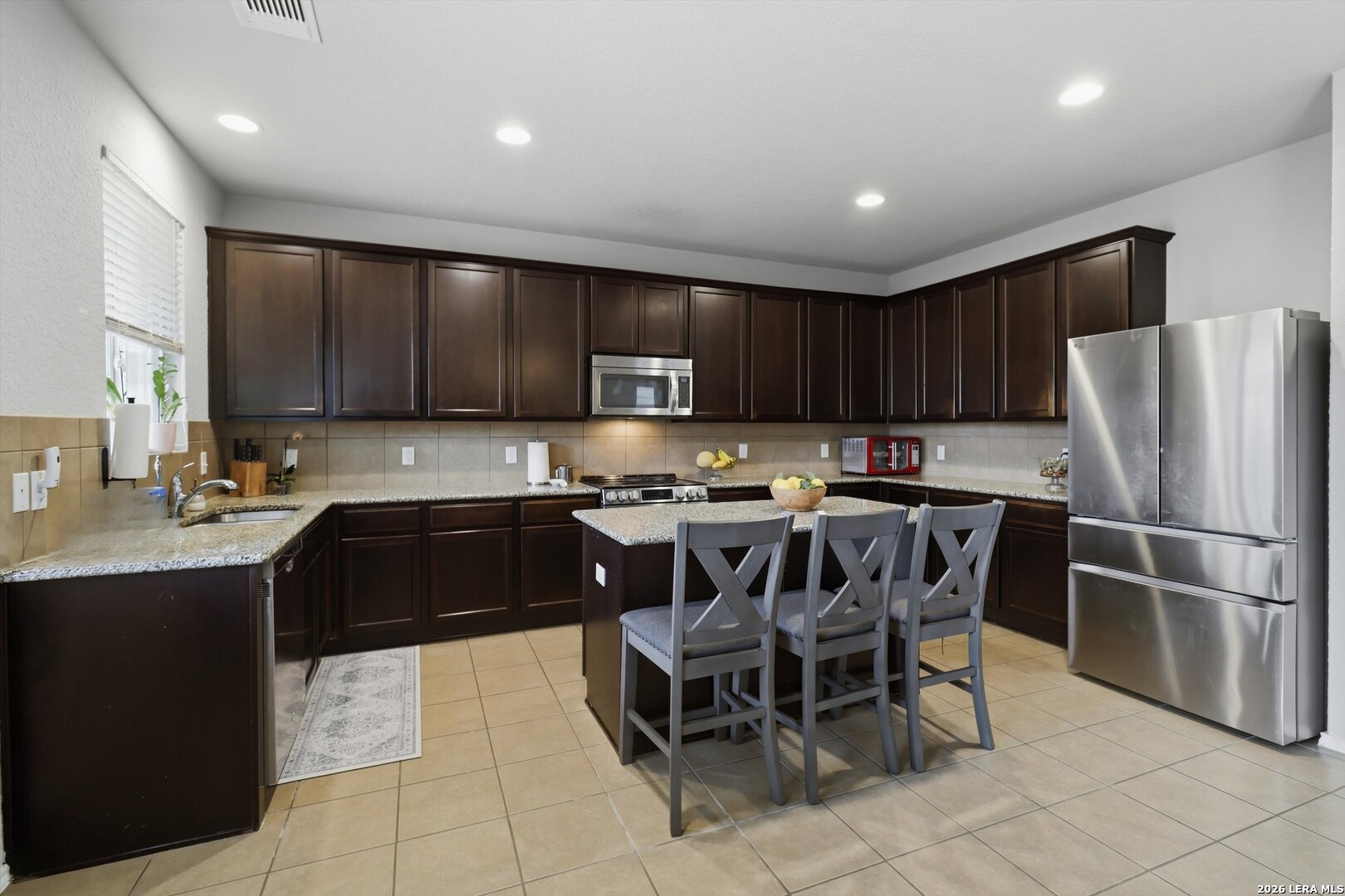 711 Rio Cactus Way San Antonio, TX 78260 - Photo 7 of 27