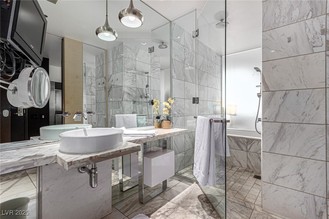 4381 West Flamingo Road, Unit 18320 Las Vegas, NV 89103 - Photo 17 of 43