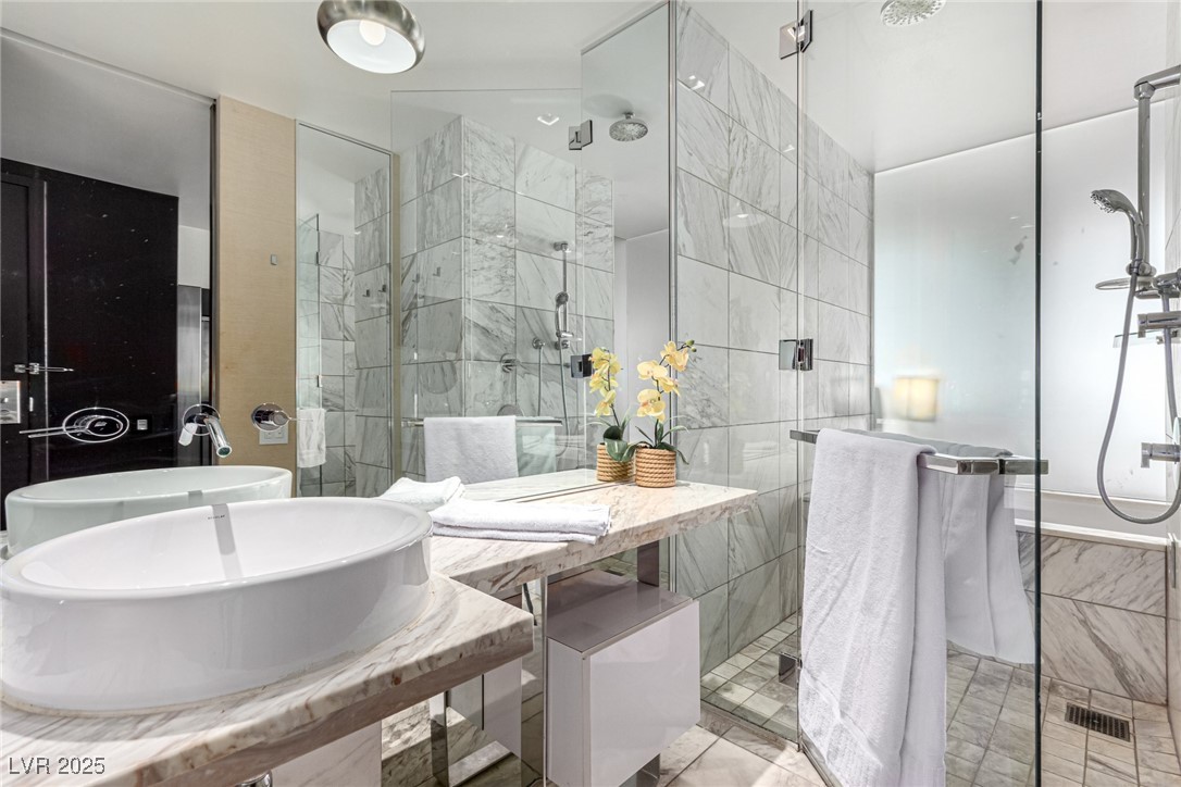 4381 West Flamingo Road, Unit 18320 Las Vegas, NV 89103 - Photo 18 of 43