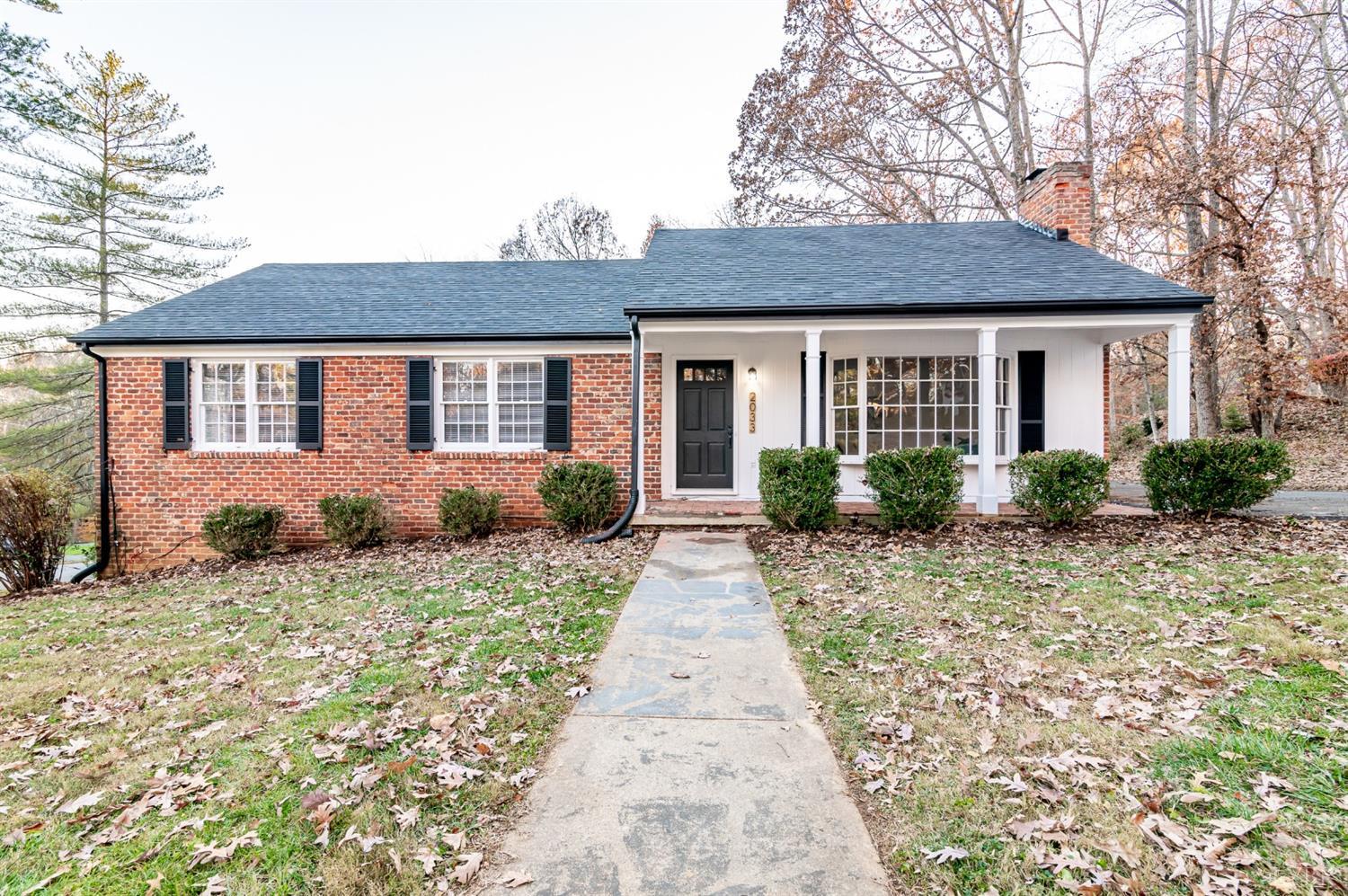 2033 Burnt Bridge Road Lynchburg, VA 24503 - Photo 2 of 31 Gallery Image 2