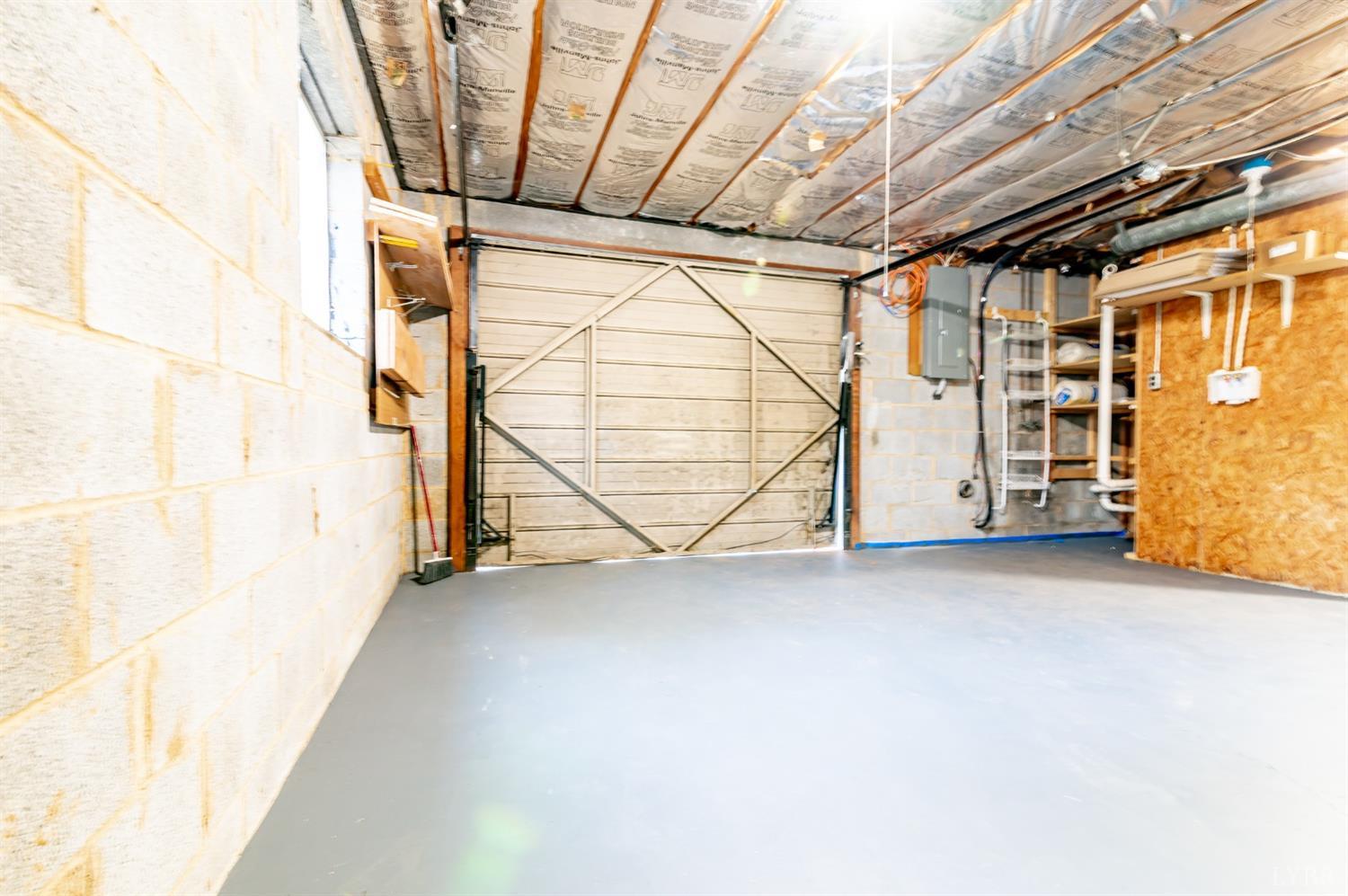 2033 Burnt Bridge Road Lynchburg, VA 24503 - Photo 27 of 31 Gallery Image 27
