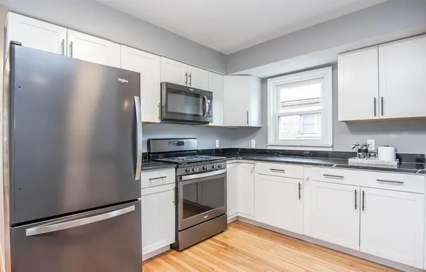 $2,050 | 14030 Elgin Street, Oak Park, MI 48237